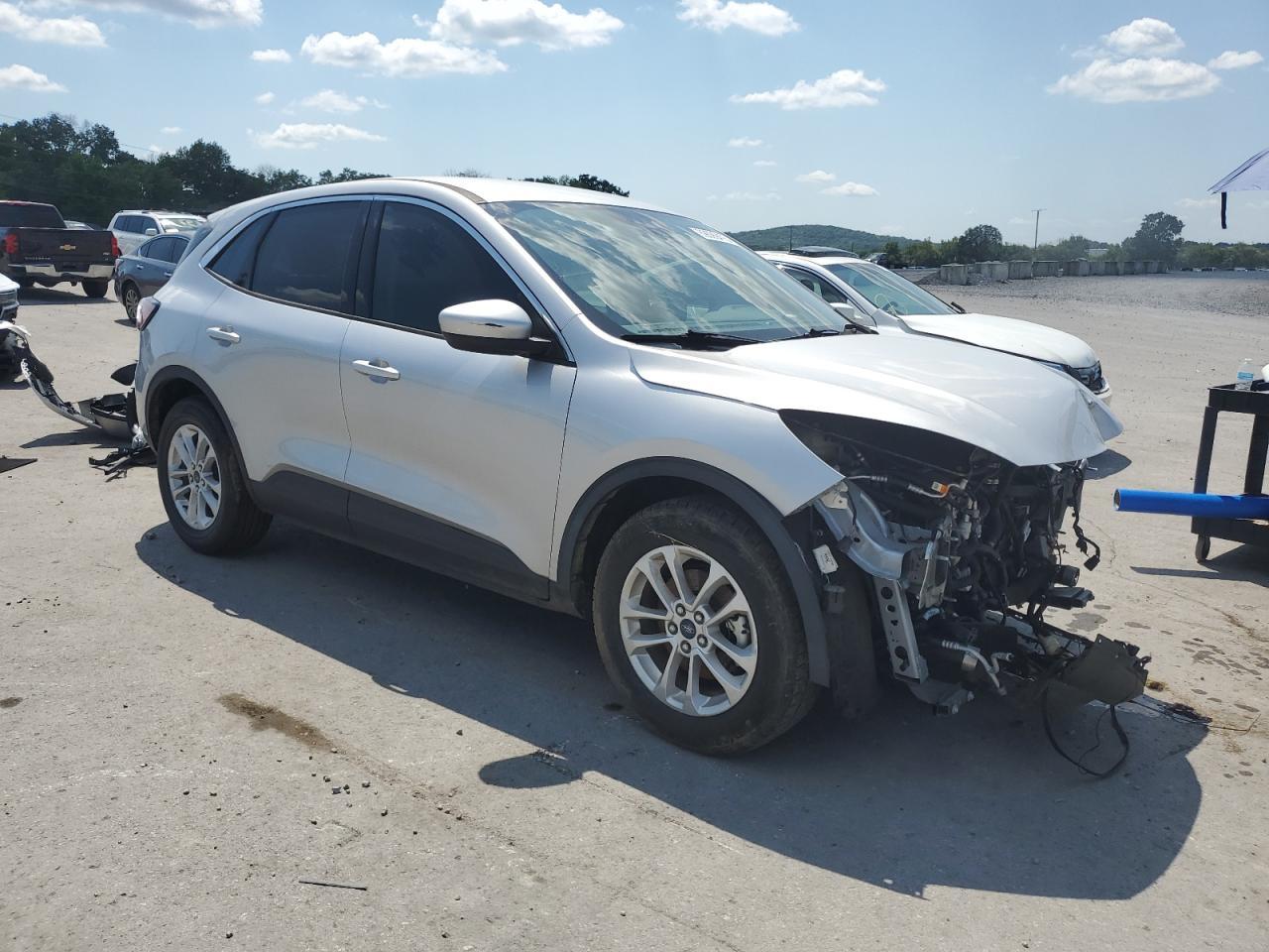 2020 Ford Escape Se - Фото 4