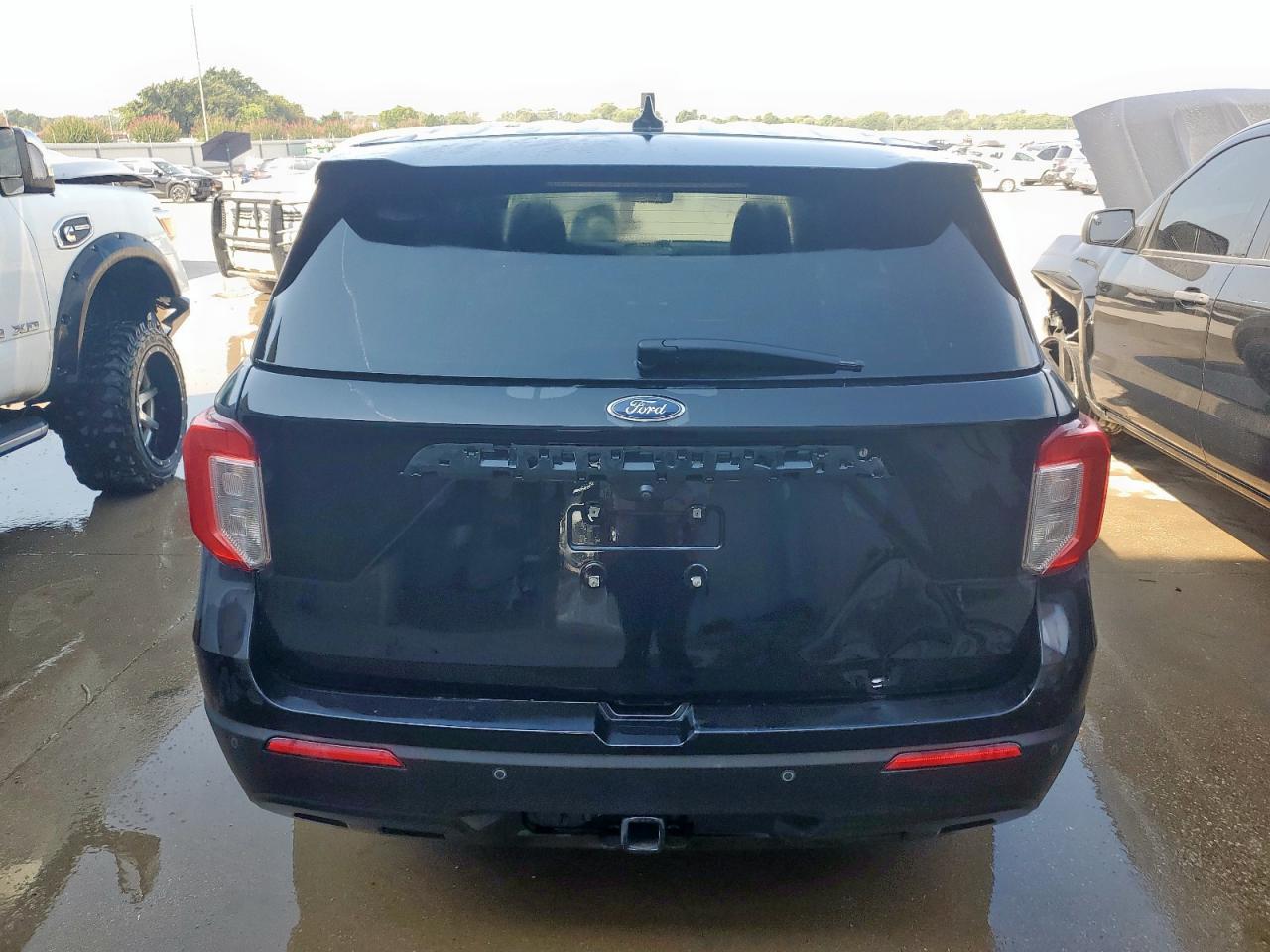 2020 Ford Explorer Police Interceptor - Фото 6
