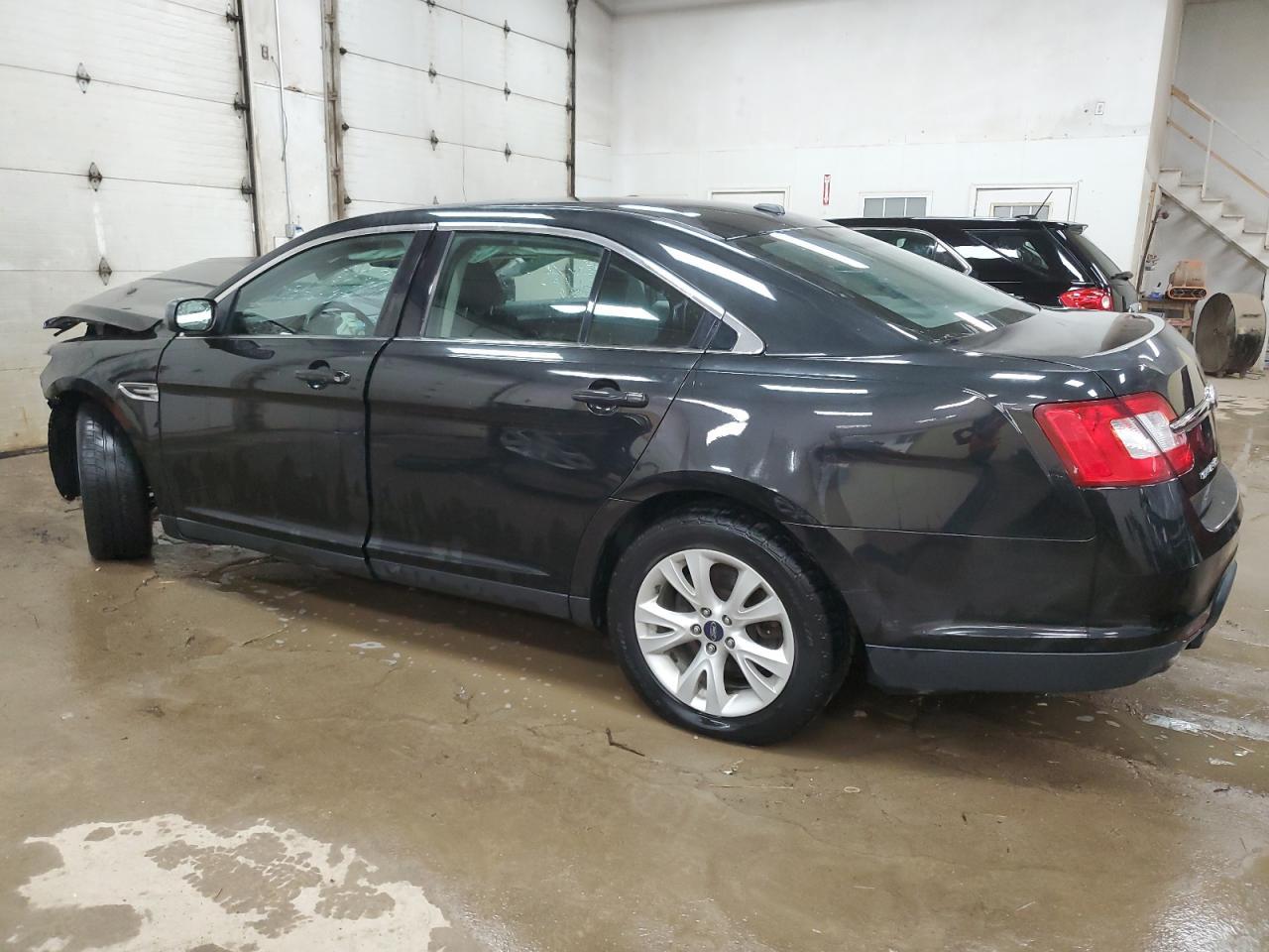 2011 Ford Taurus Sel - Фото 2
