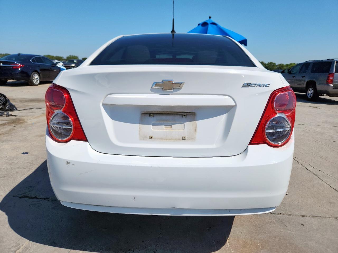 2014 Chevrolet Sonic Ls - Фото 6