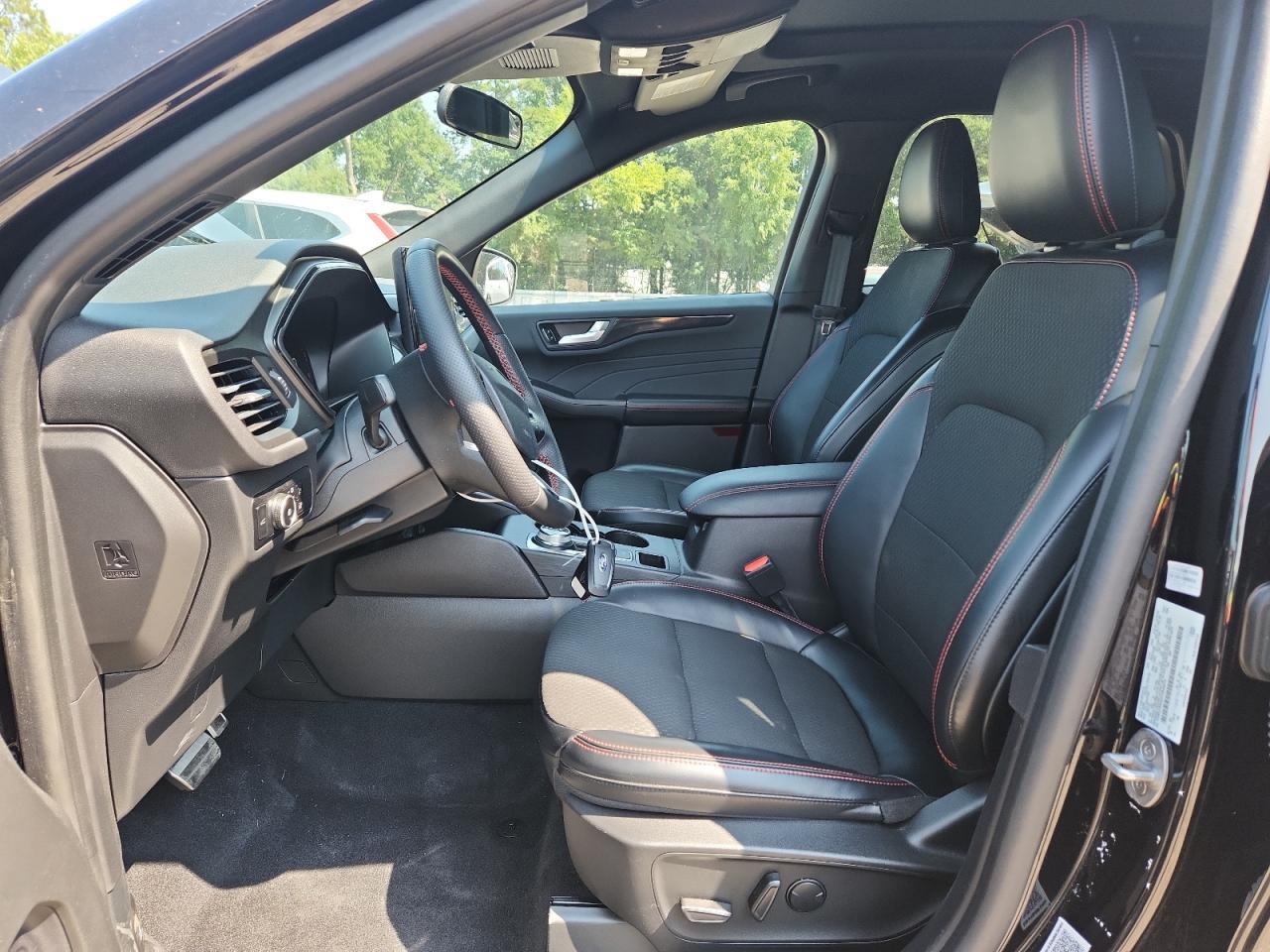 2023 Ford Escape St Line Select - Image 7