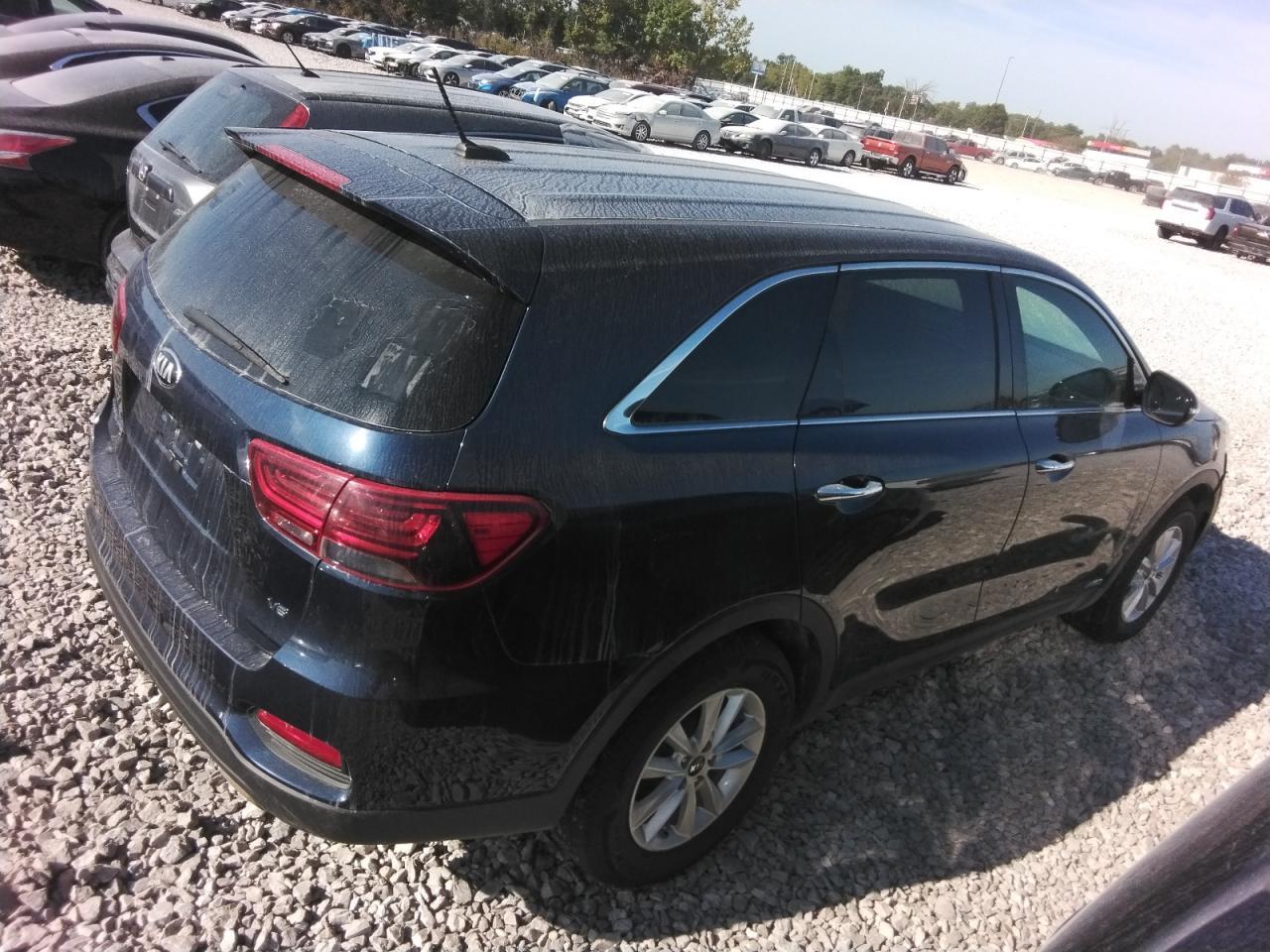 2019 Kia Sorento Lx - Фото 3