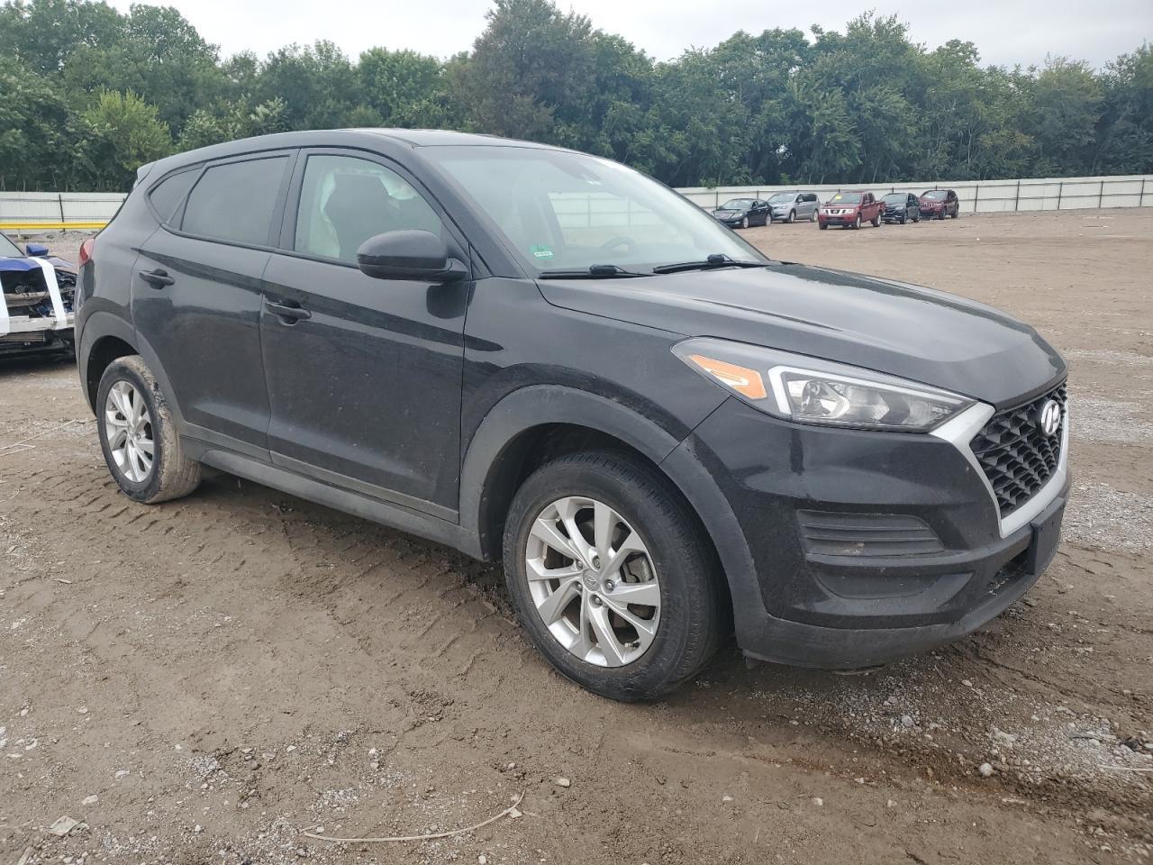 2021 Hyundai Tucson Se - Фото 4