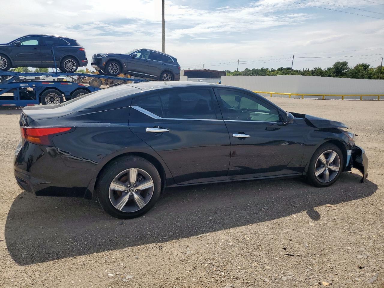 2019 Nissan Altima Sl - Фото 3