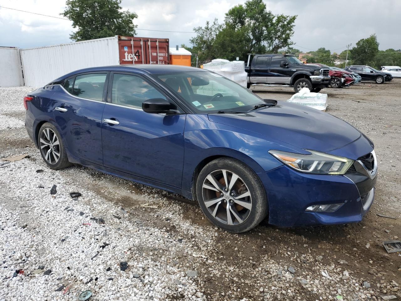 2017 Nissan Maxima 3.5S - Image 4
