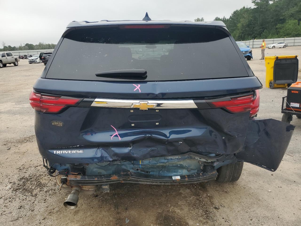 2023 Chevrolet Traverse Ls - Фото 6