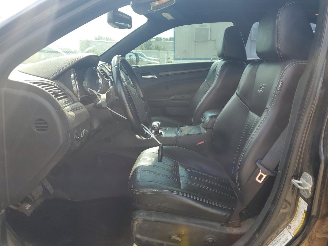 2013 Chrysler 300 S - Image 7