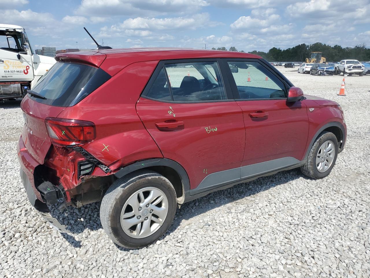 2025 Hyundai Venue Se - Фото 3