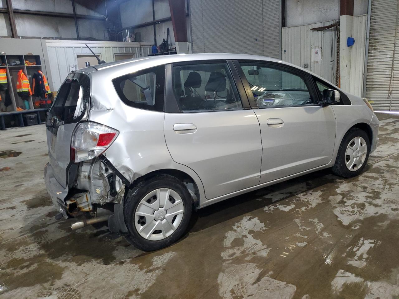 2013 Honda Fit - Фото 3