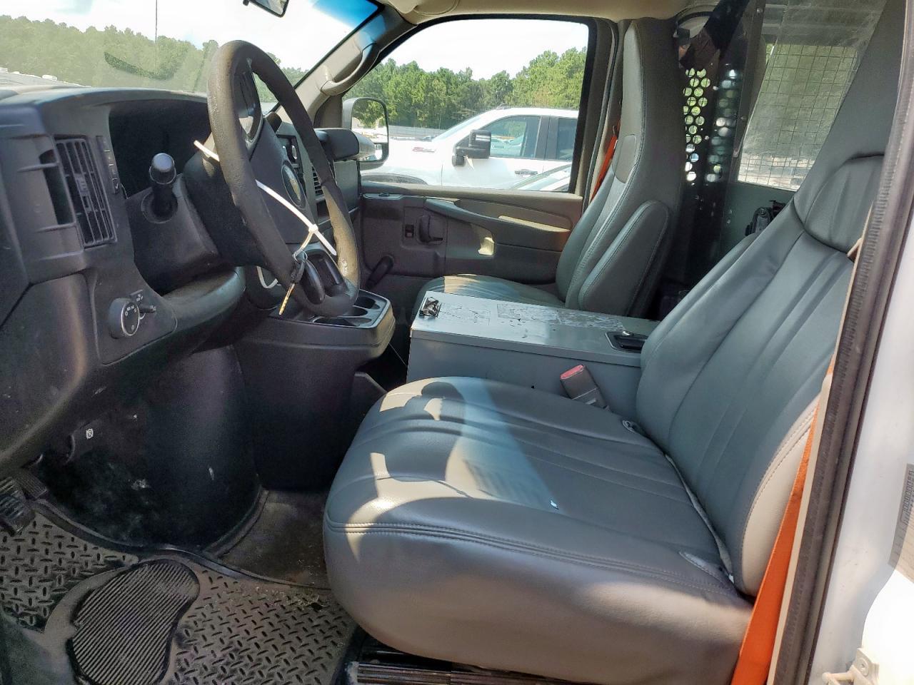 2013 Chevrolet Express G2500 - Фото 7