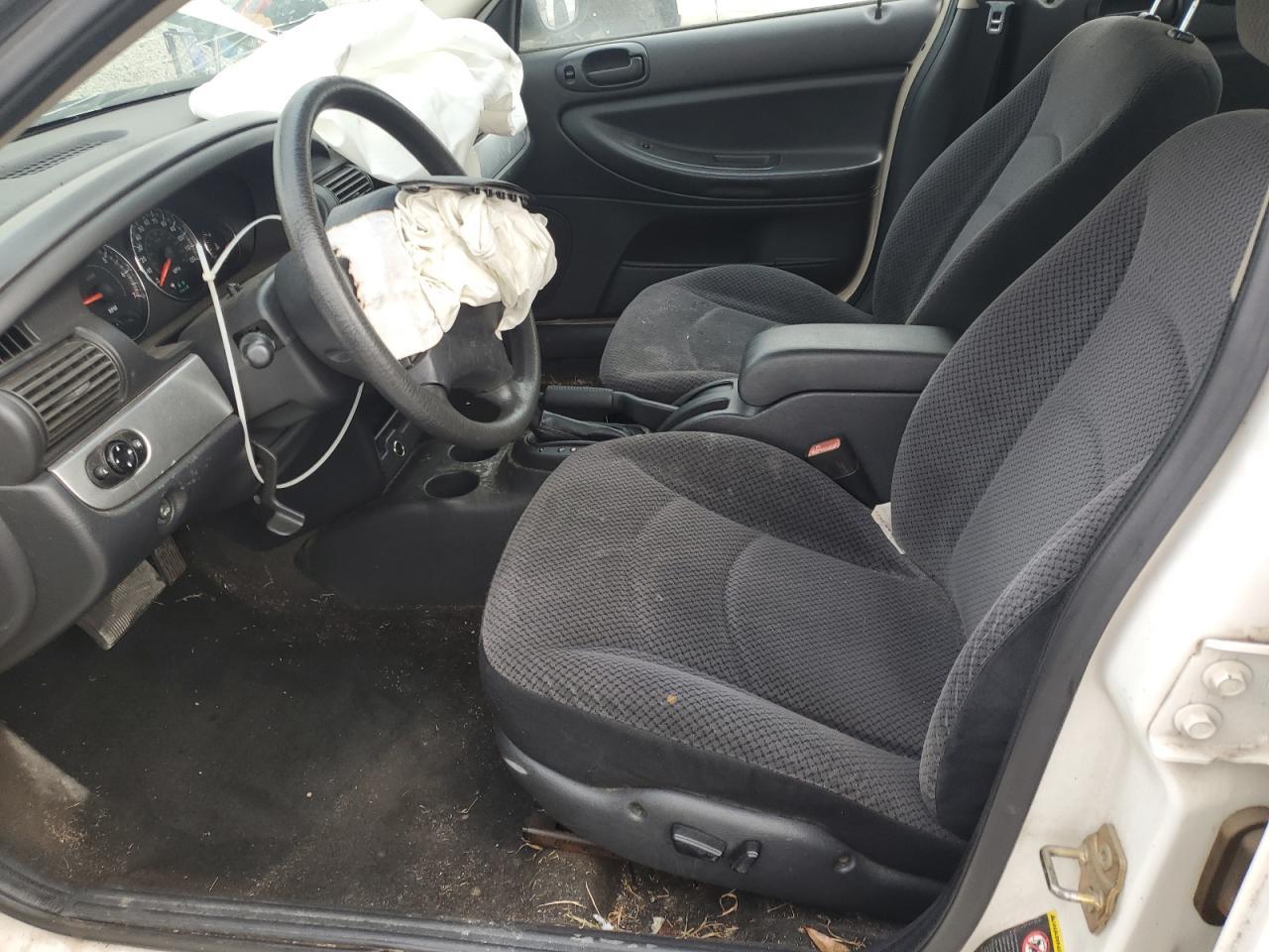 2006 Chrysler Sebring Touring - Image 7