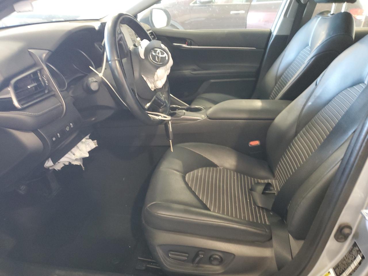 2021 Toyota Camry Se - Фото 7