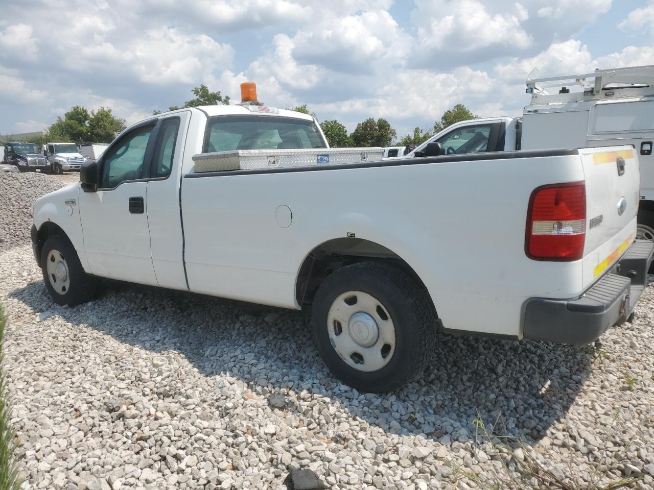 2007 Ford F150 - Фото 2