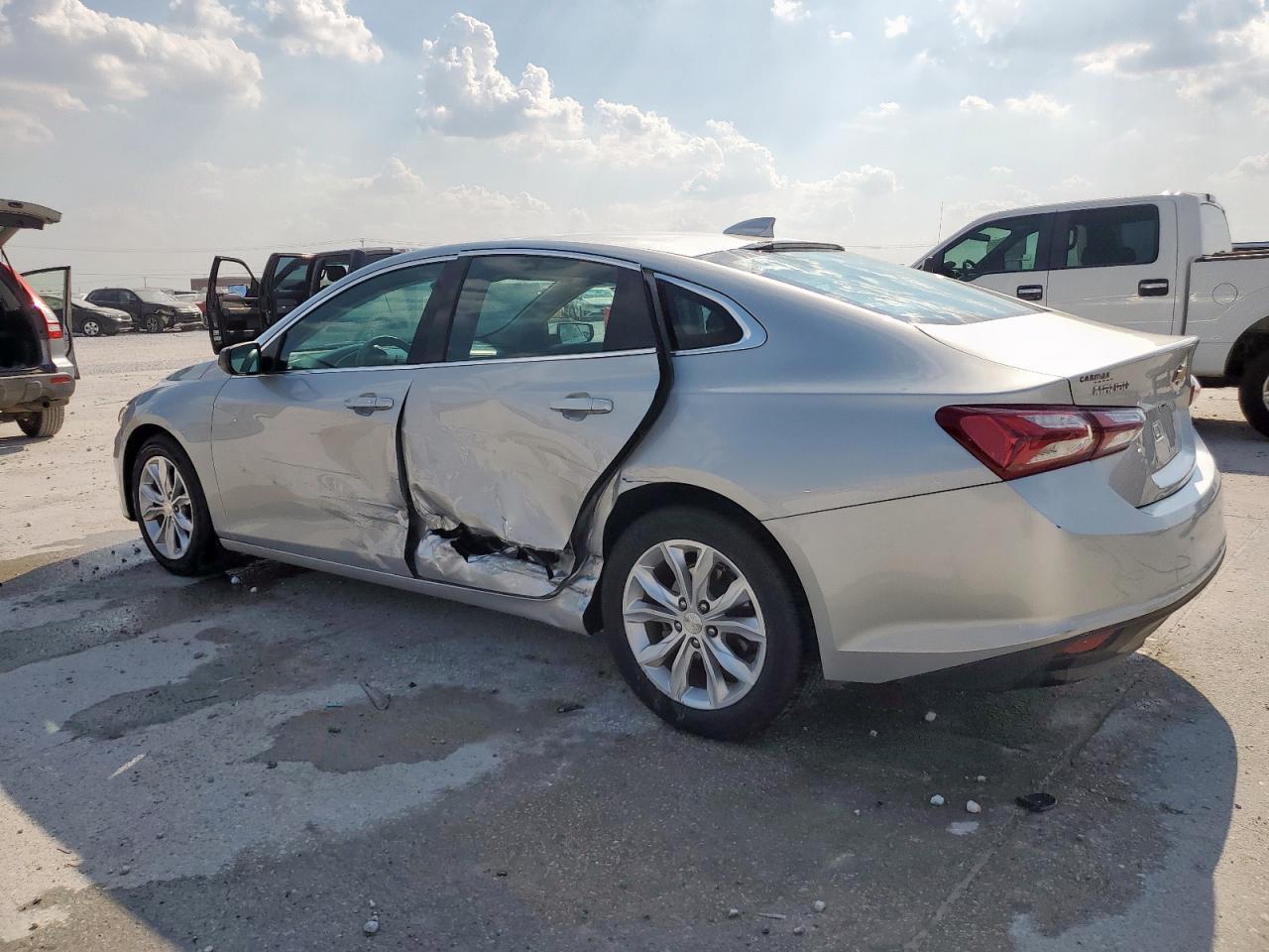 2020 Chevrolet Malibu Lt - Фото 2