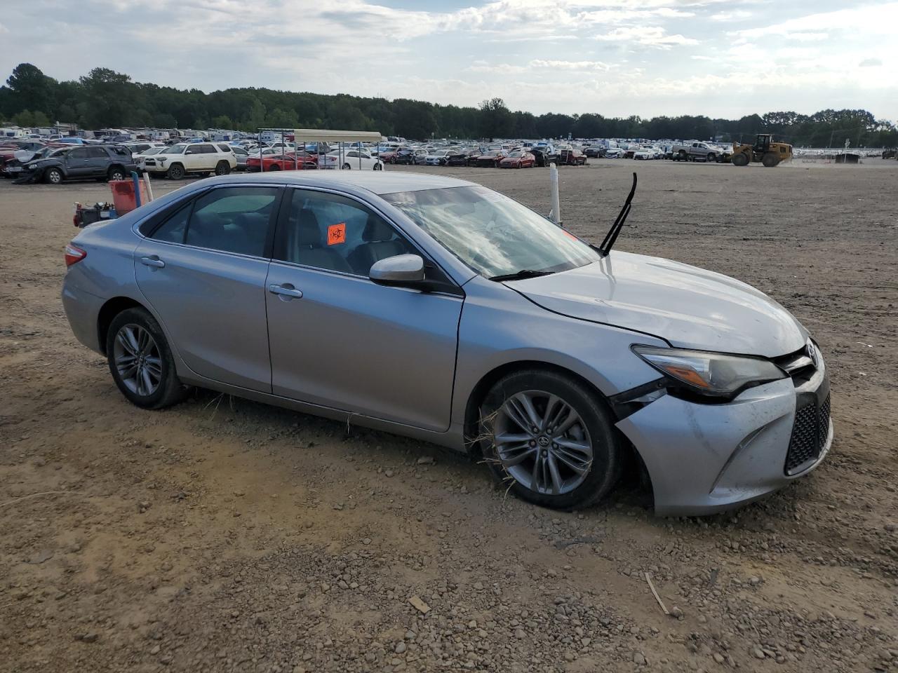 2016 Toyota Camry Le - Image 4