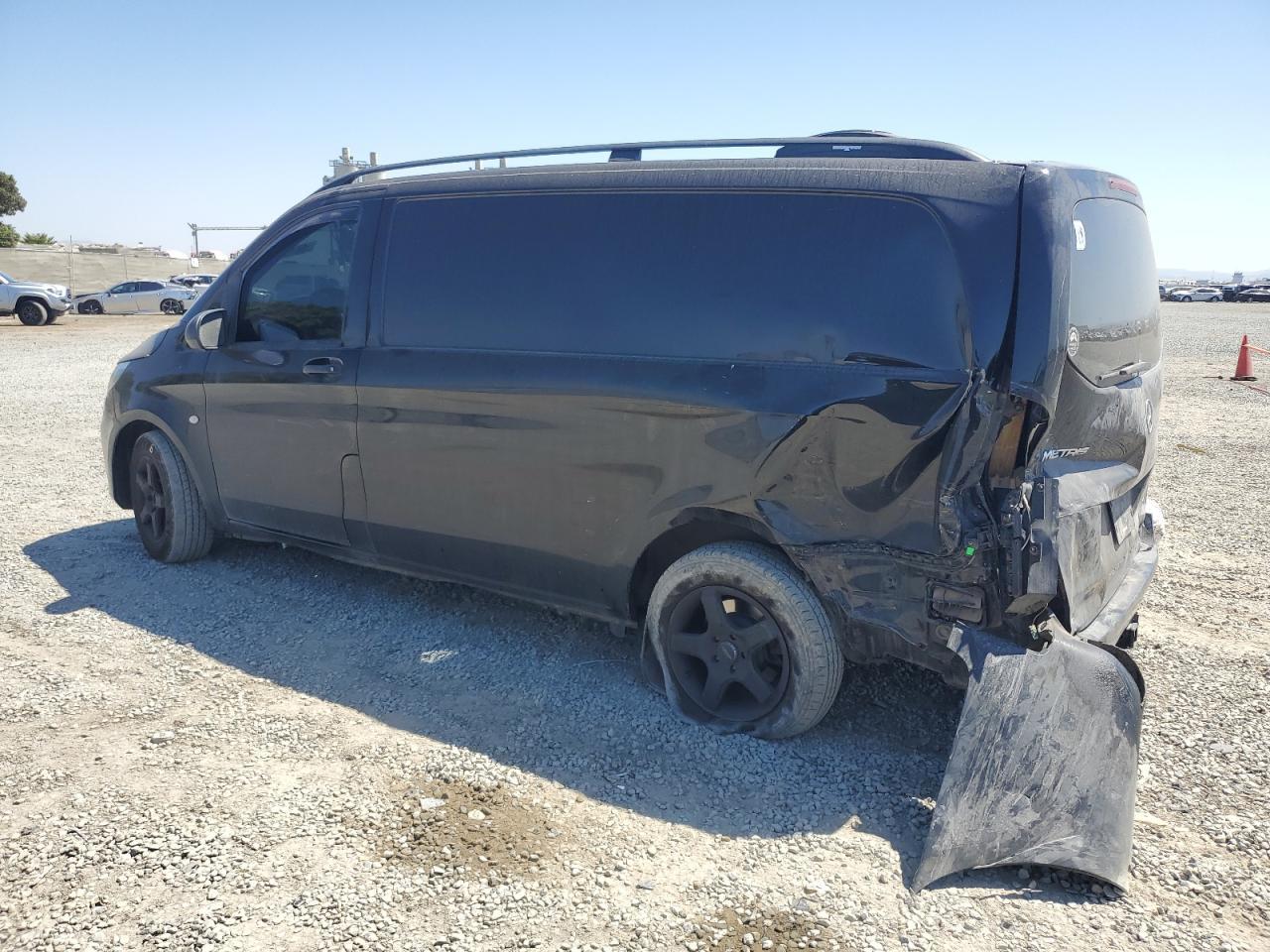 2017 Mercedes-Benz Metris - Image 2