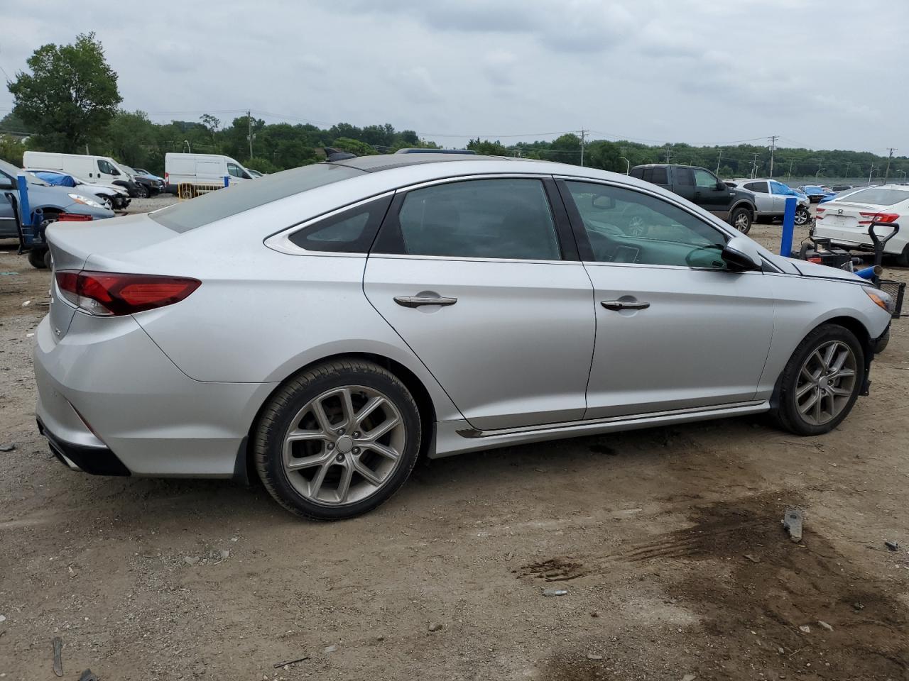 2018 Hyundai Sonata Sport - Image 3