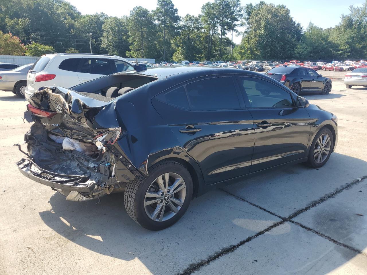 2018 Hyundai Elantra Sel - Image 3