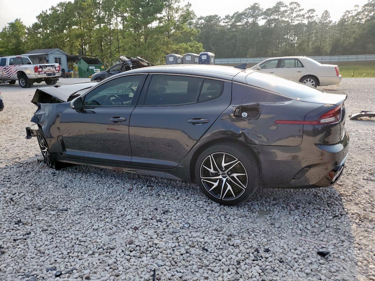 2022 Kia Stinger Gt Line - Фото 2