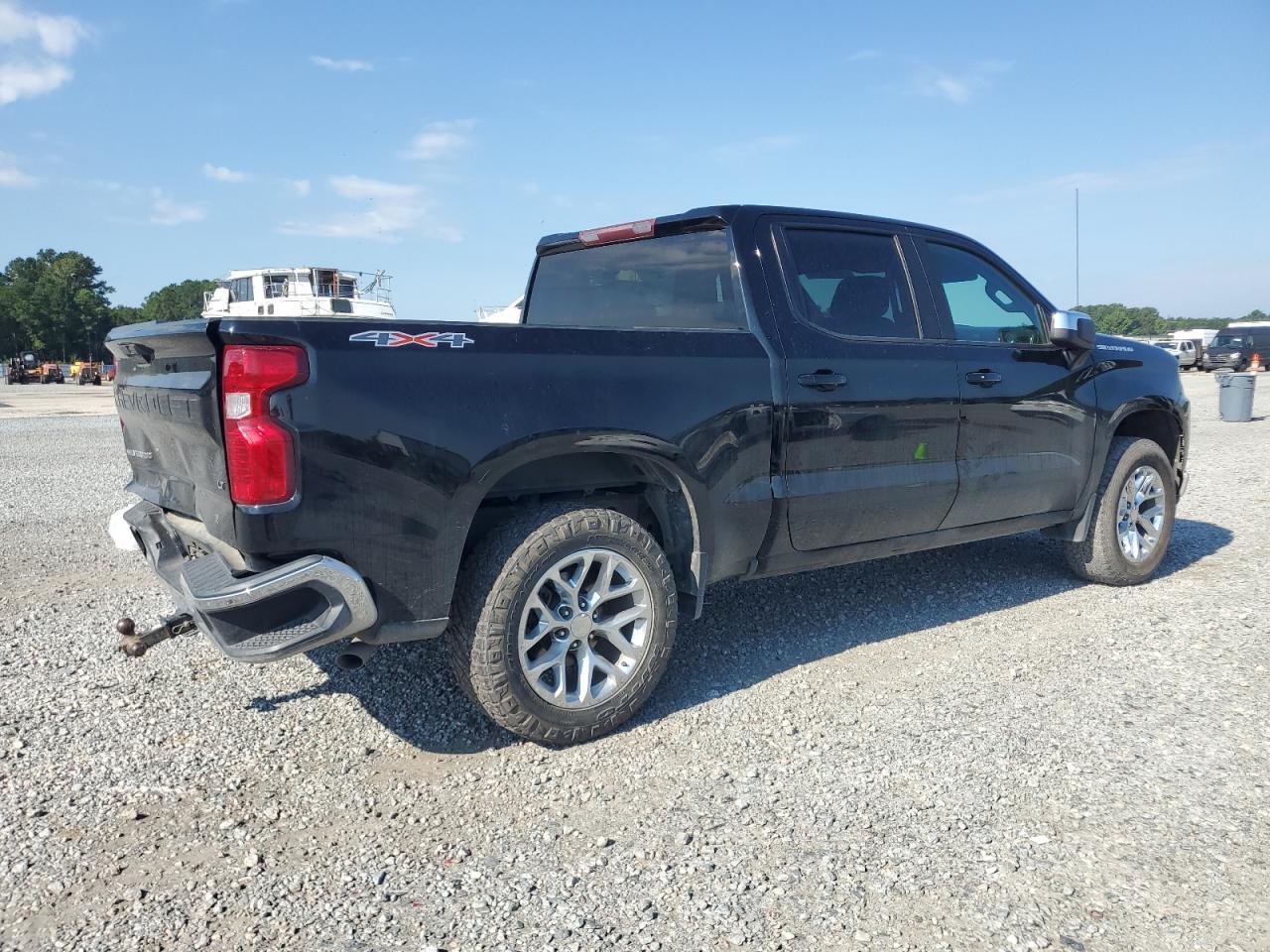 2020 Chevrolet Silverado K1500 Lt - Фото 3