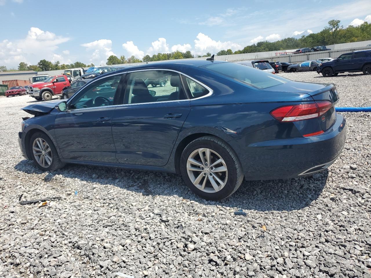2020 Volkswagen Passat Se - Фото 2