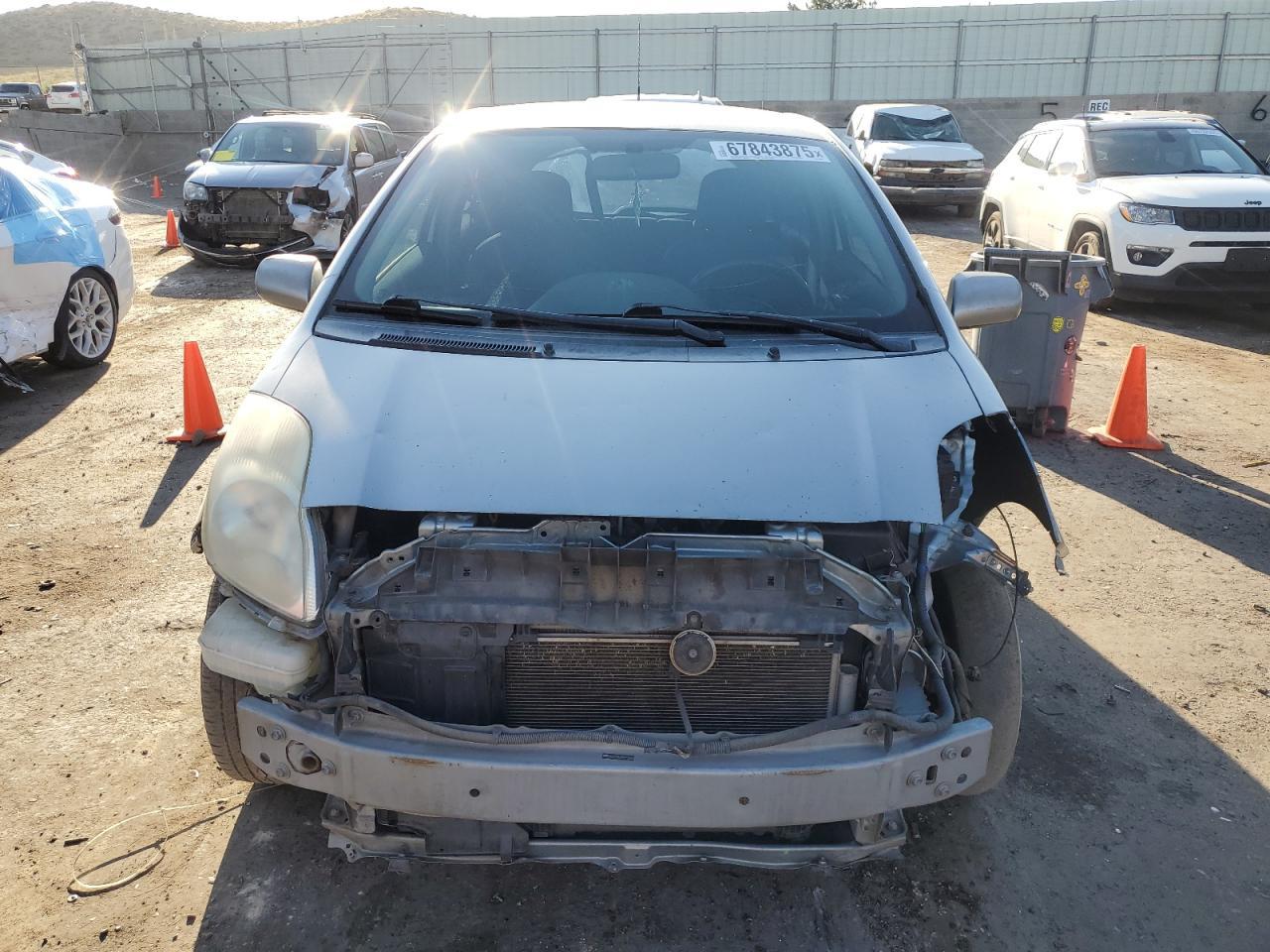 2009 Toyota Yaris - Фото 5