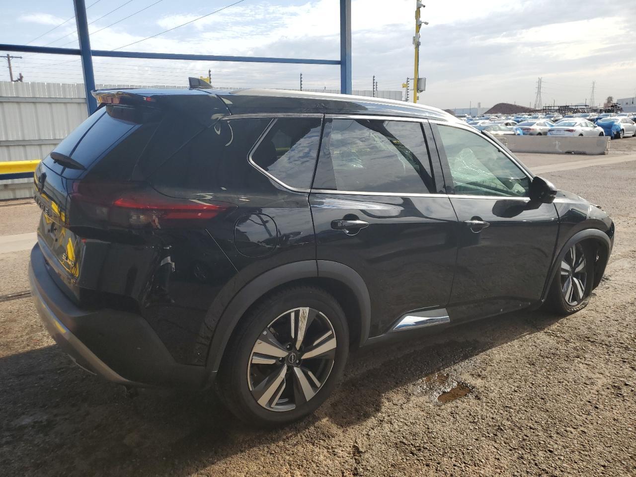 2023 Nissan Rogue Sl - Фото 3