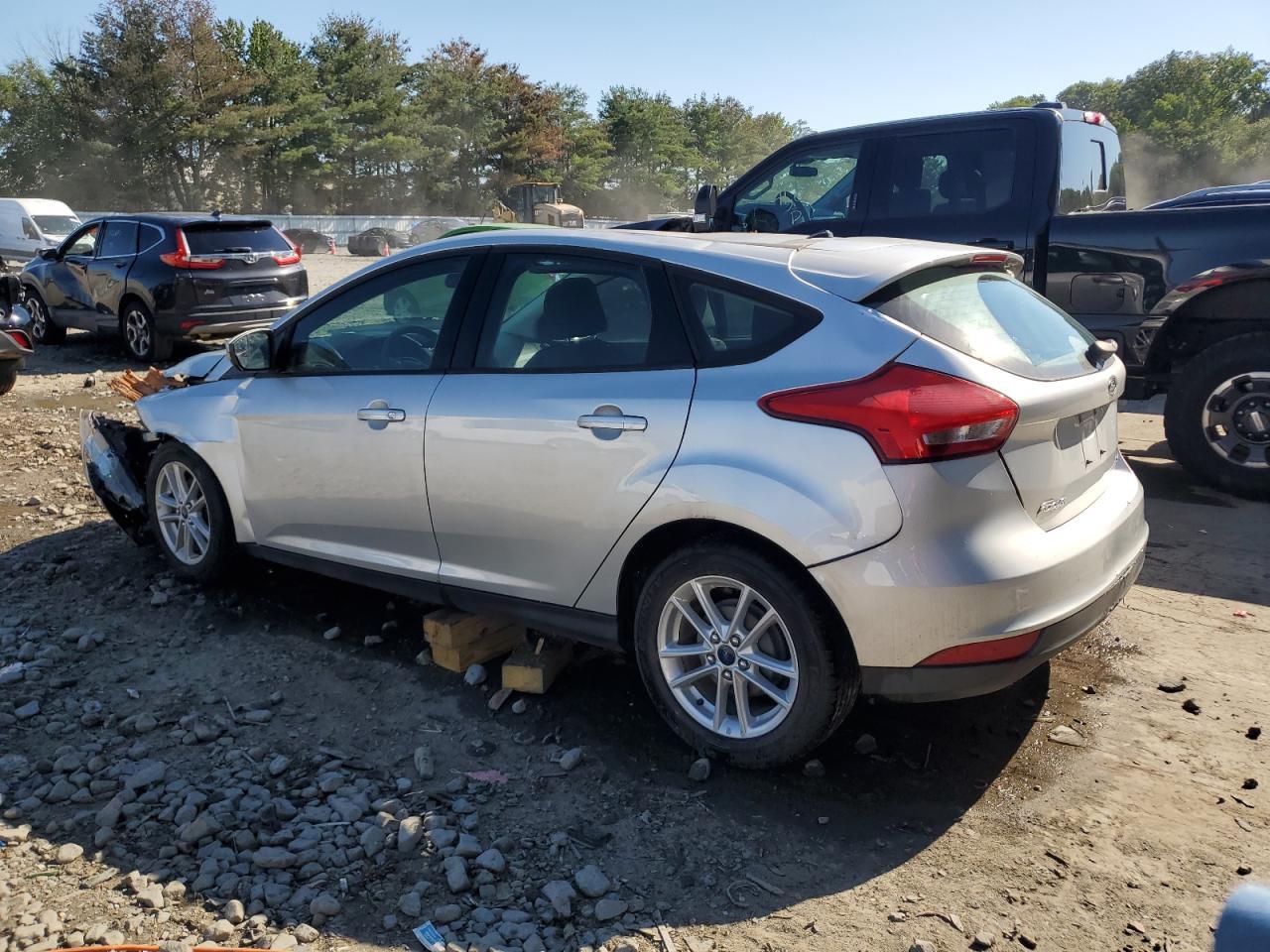 2016 Ford Focus Se - Image 2