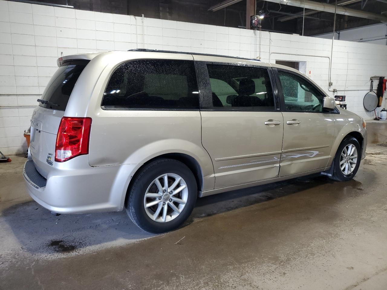 2014 Dodge Grand Caravan Sxt - Image 3