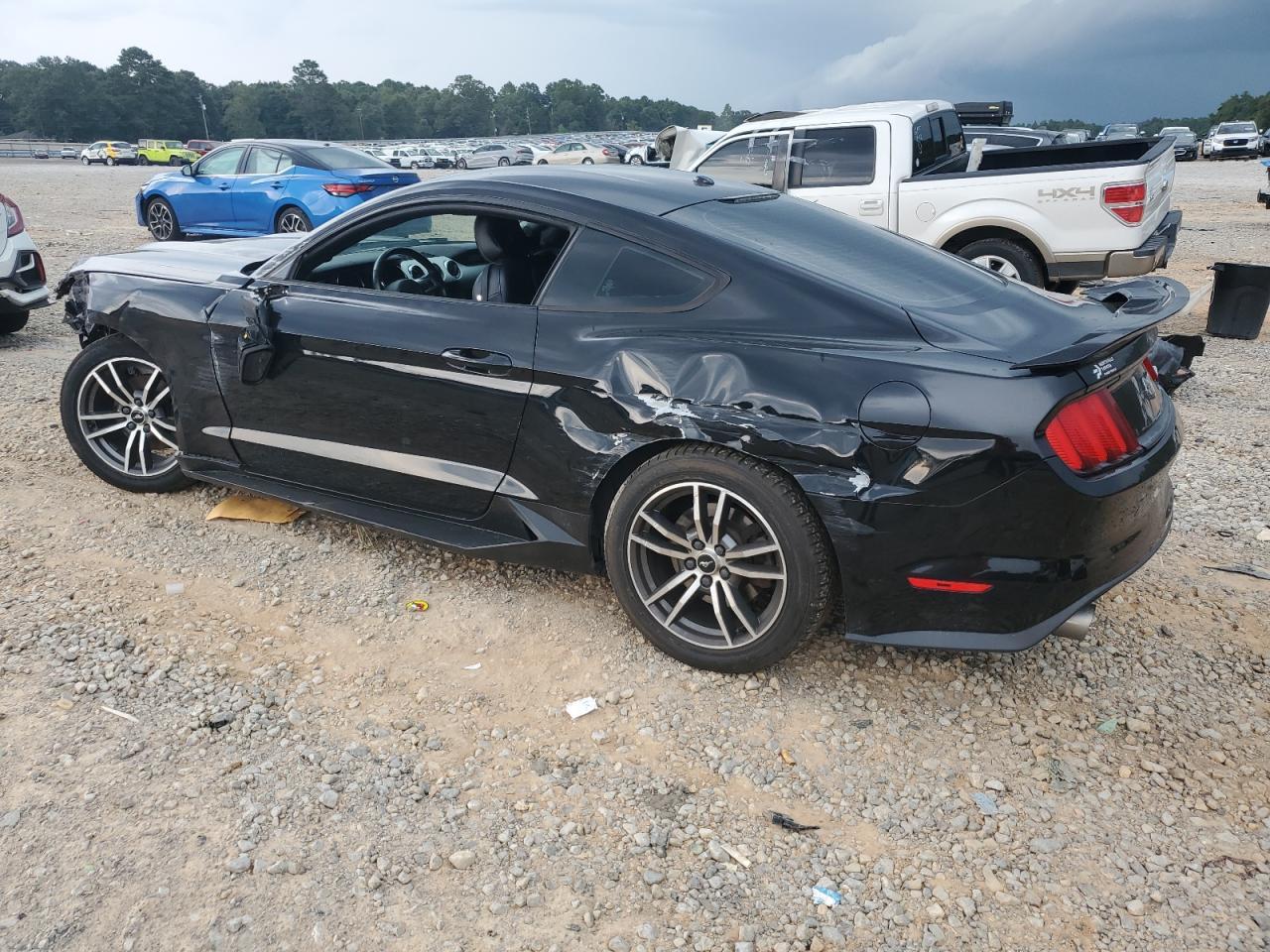 2016 Ford Mustang - Image 2