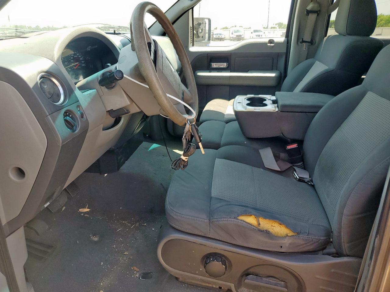 2007 Ford F150 Supercrew - Image 7