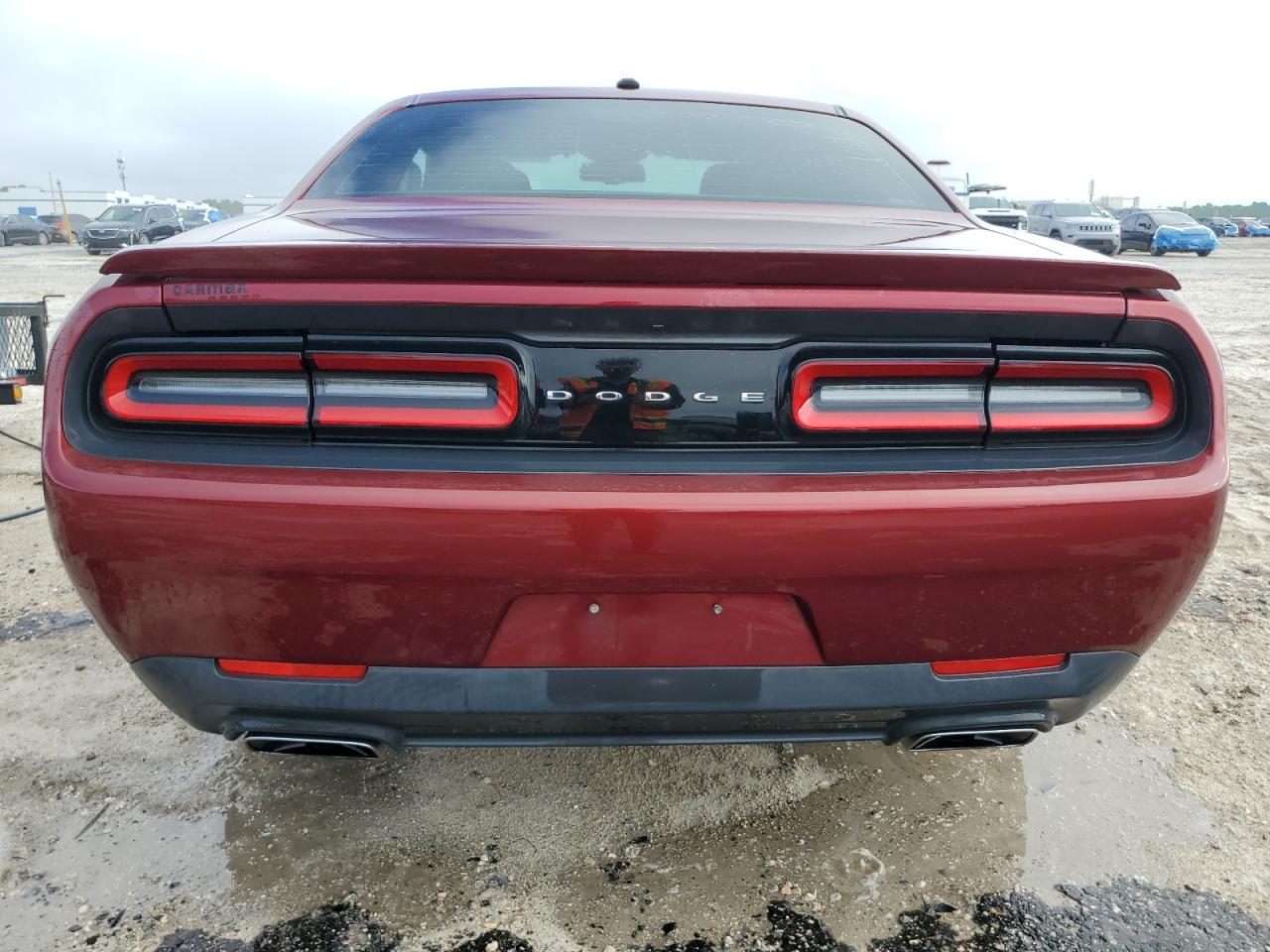 2017 Dodge Challenger R/T - Фото 6