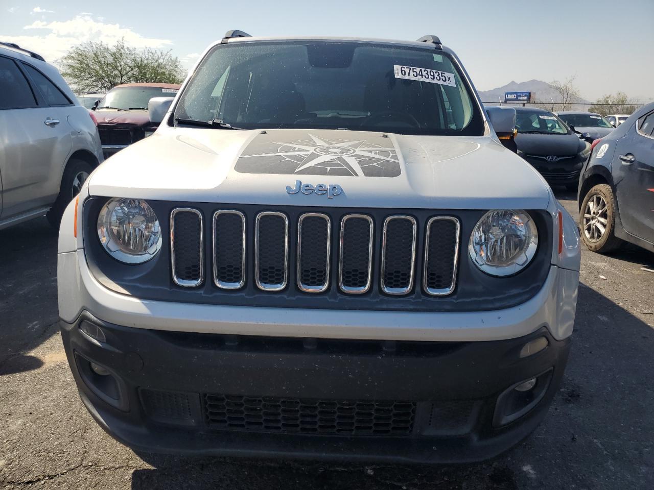 2015 Jeep Renegade Latitude - Image 5