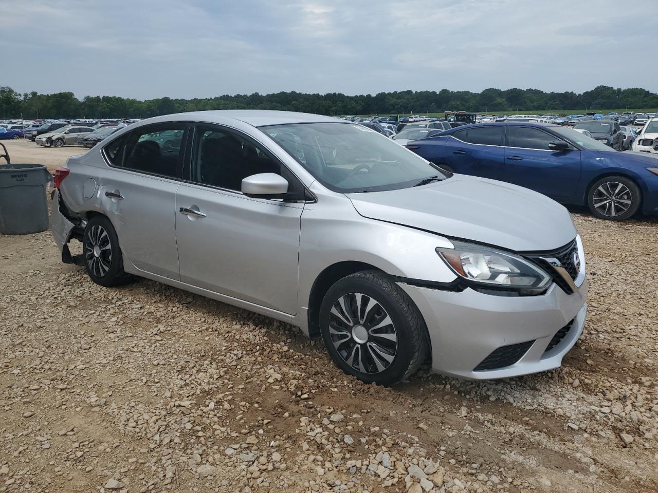2017 Nissan Sentra S - Фото 4