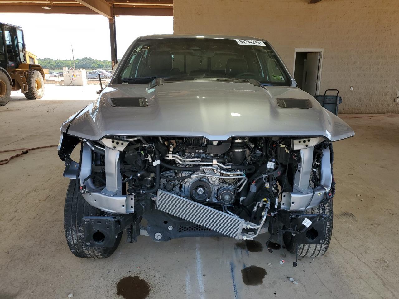 2025 Ram 1500 Laramie - Фото 5