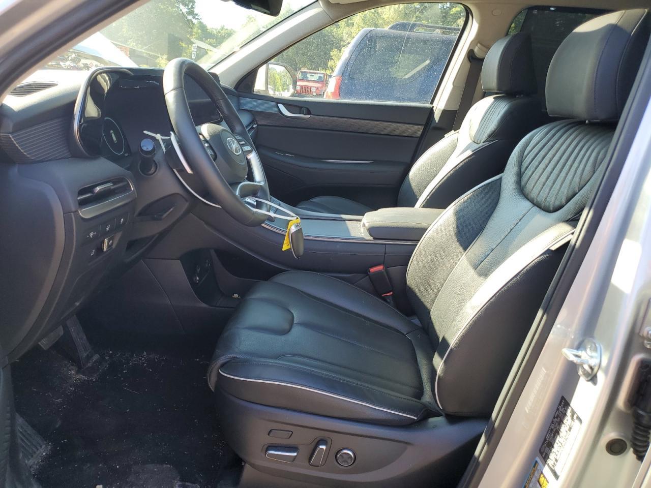 2024 Hyundai Palisade Limited - Image 7