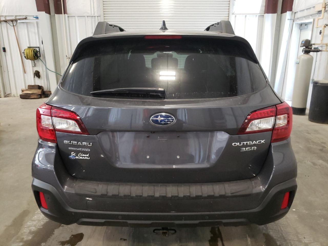 2019 Subaru Outback 3.6R Limited - Image 6