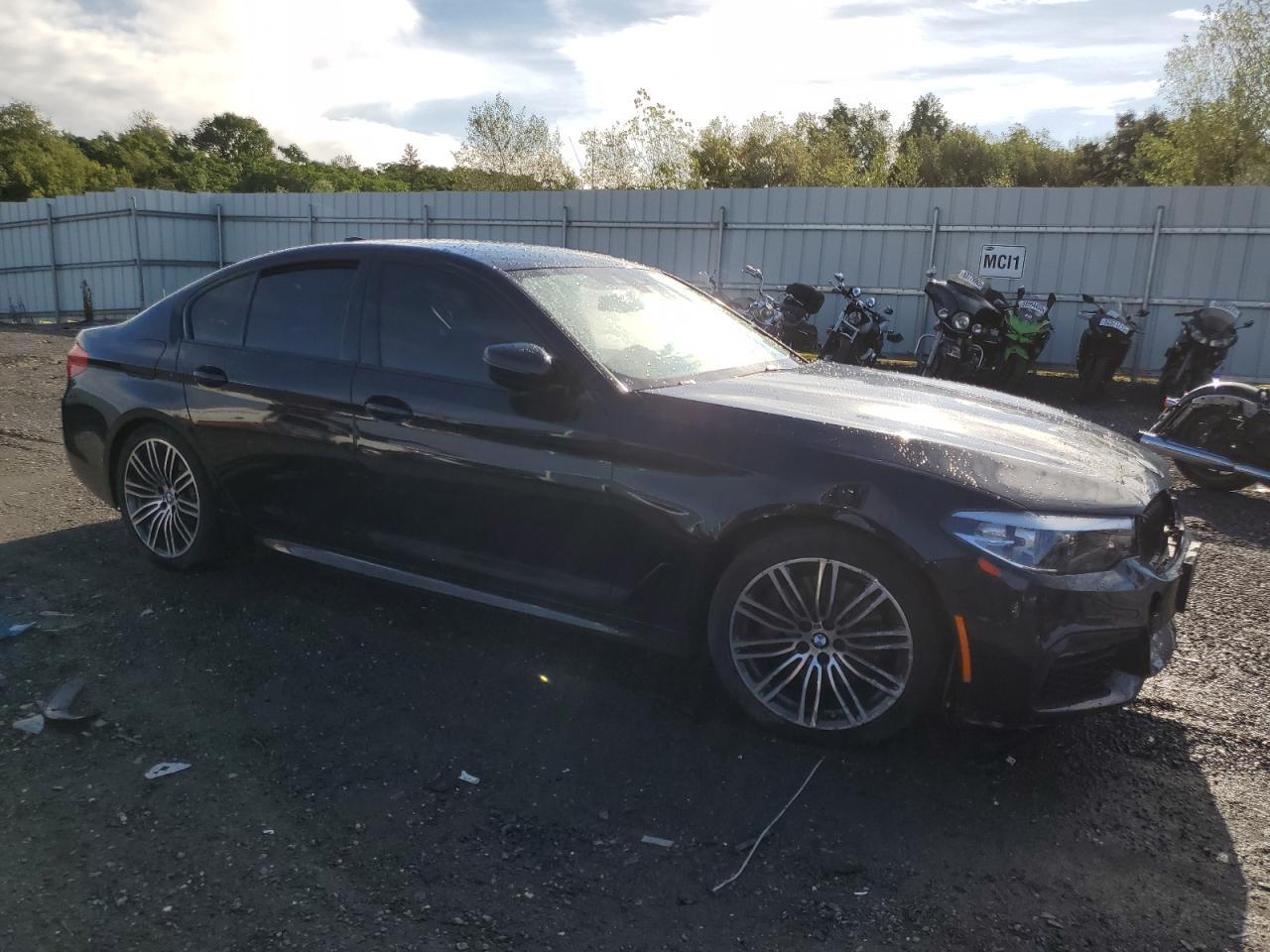 2019 BMW 540 Xi - Image 4