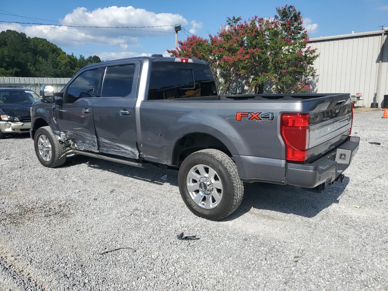 2022 Ford F250 Super Duty - Image 2