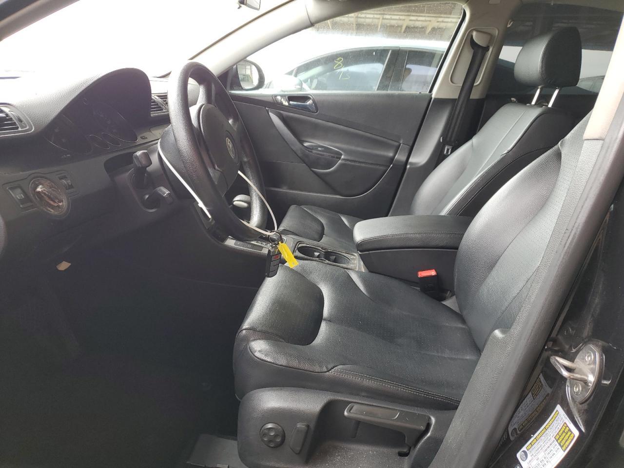 2006 Volkswagen Passat 2.0T - Фото 7