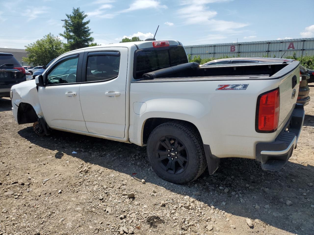 2016 Chevrolet Colorado Z71 - Image 2