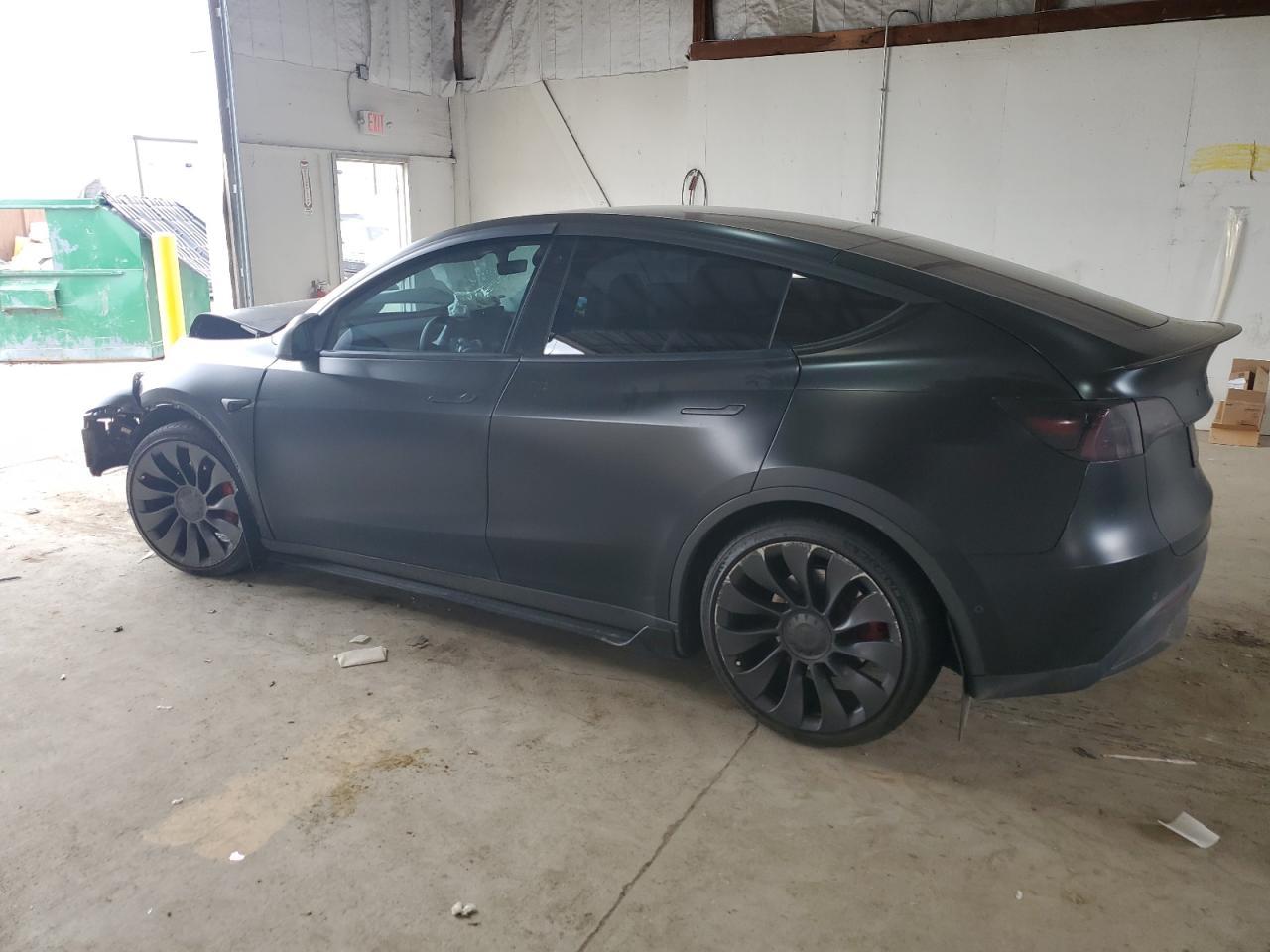 2022 Tesla Model Y - Image 2