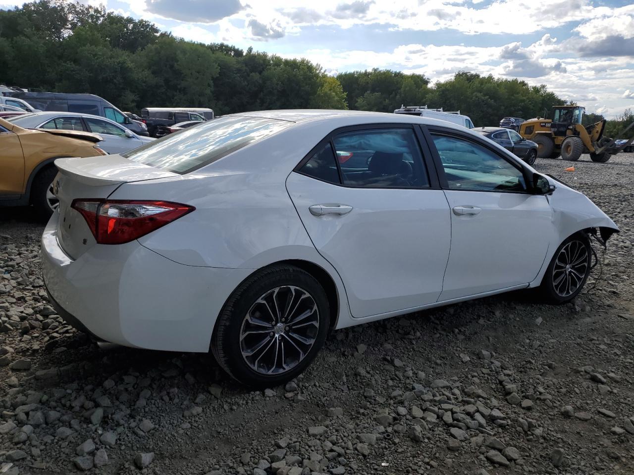 2014 Toyota Corolla L - Image 3