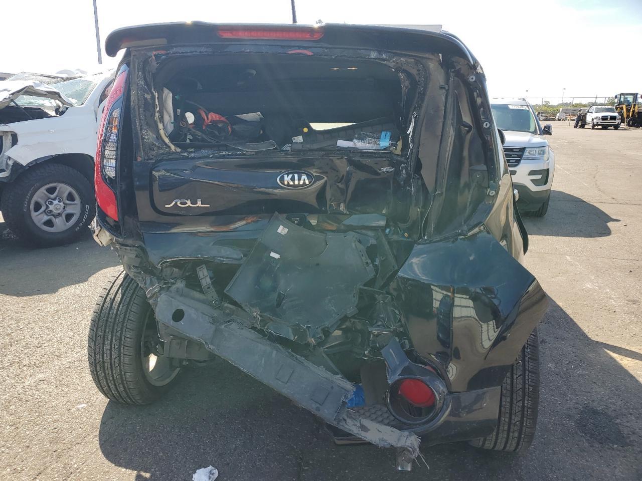 2016 Kia Soul + - Фото 6