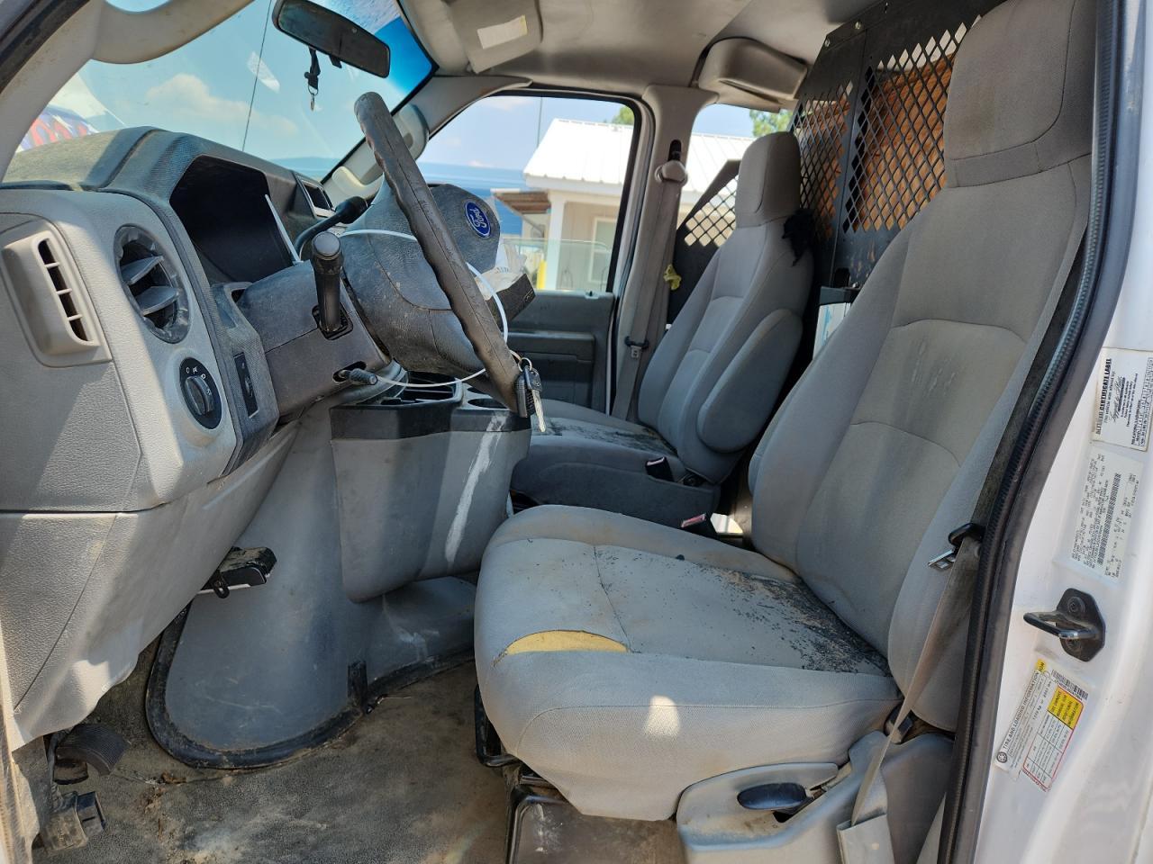 2013 Ford Econoline E250 Van - Фото 7