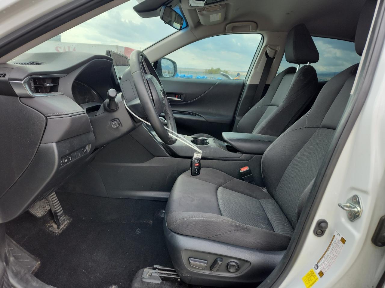 2024 Toyota Venza Le - Фото 7
