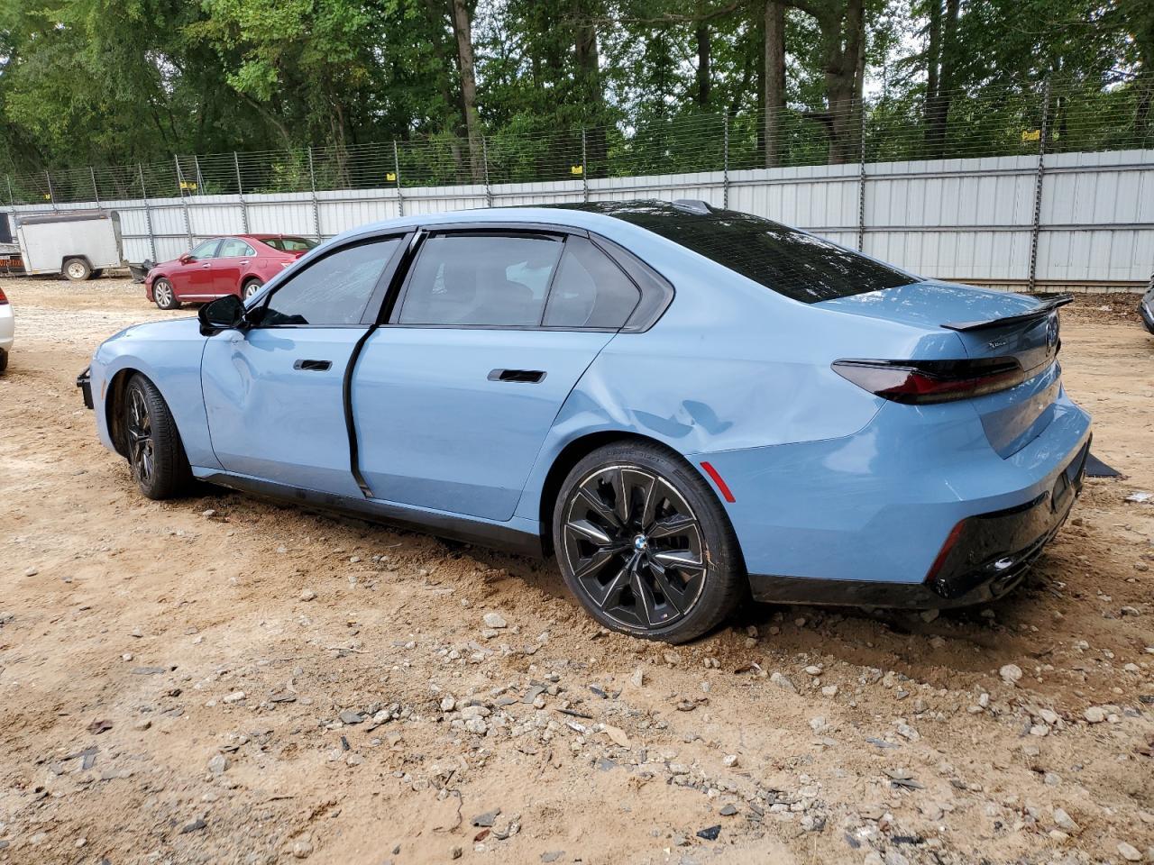 2024 BMW 760 Xi - Image 2