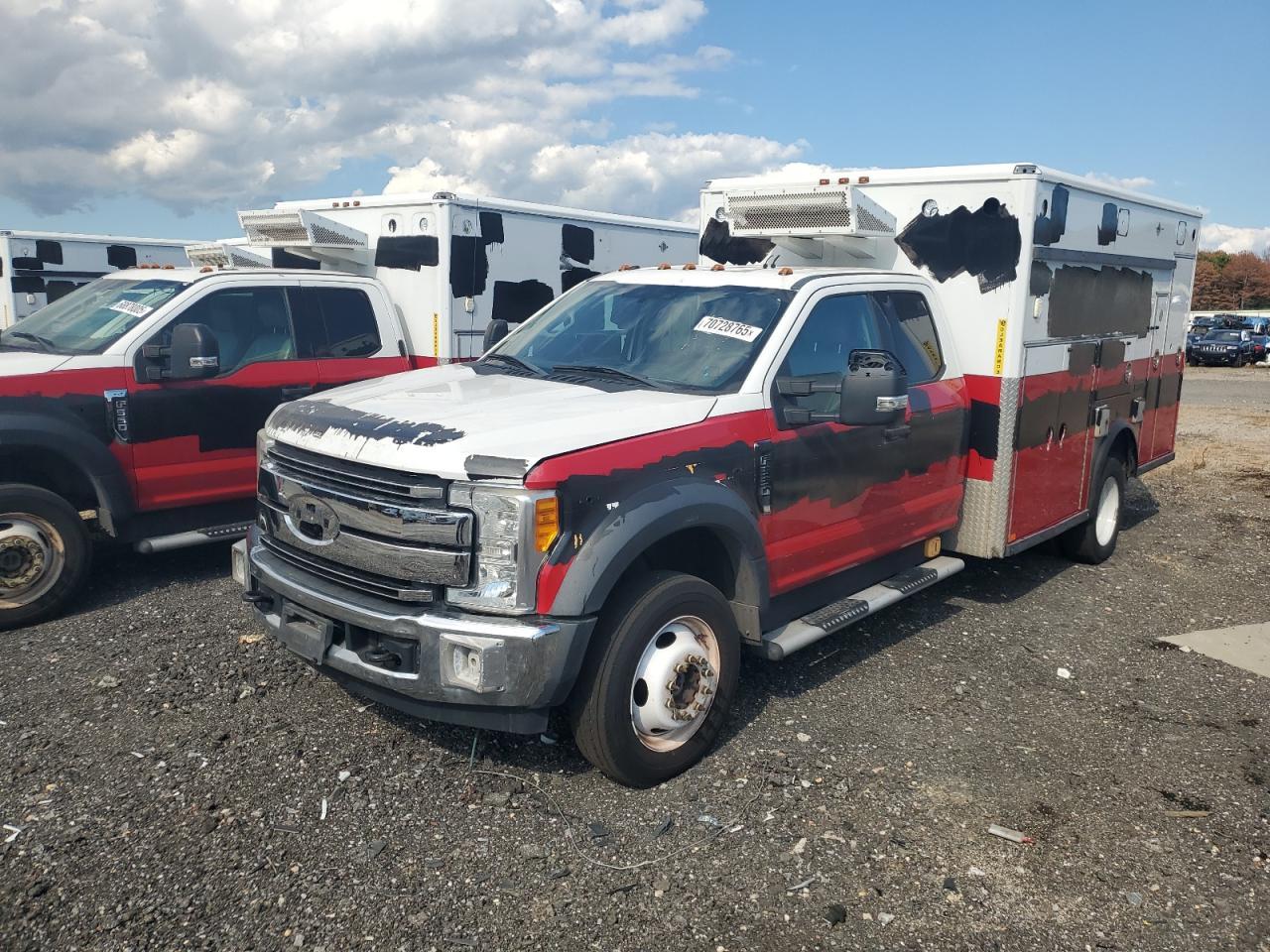 2017 Ford F550 Super Duty - Фото 2