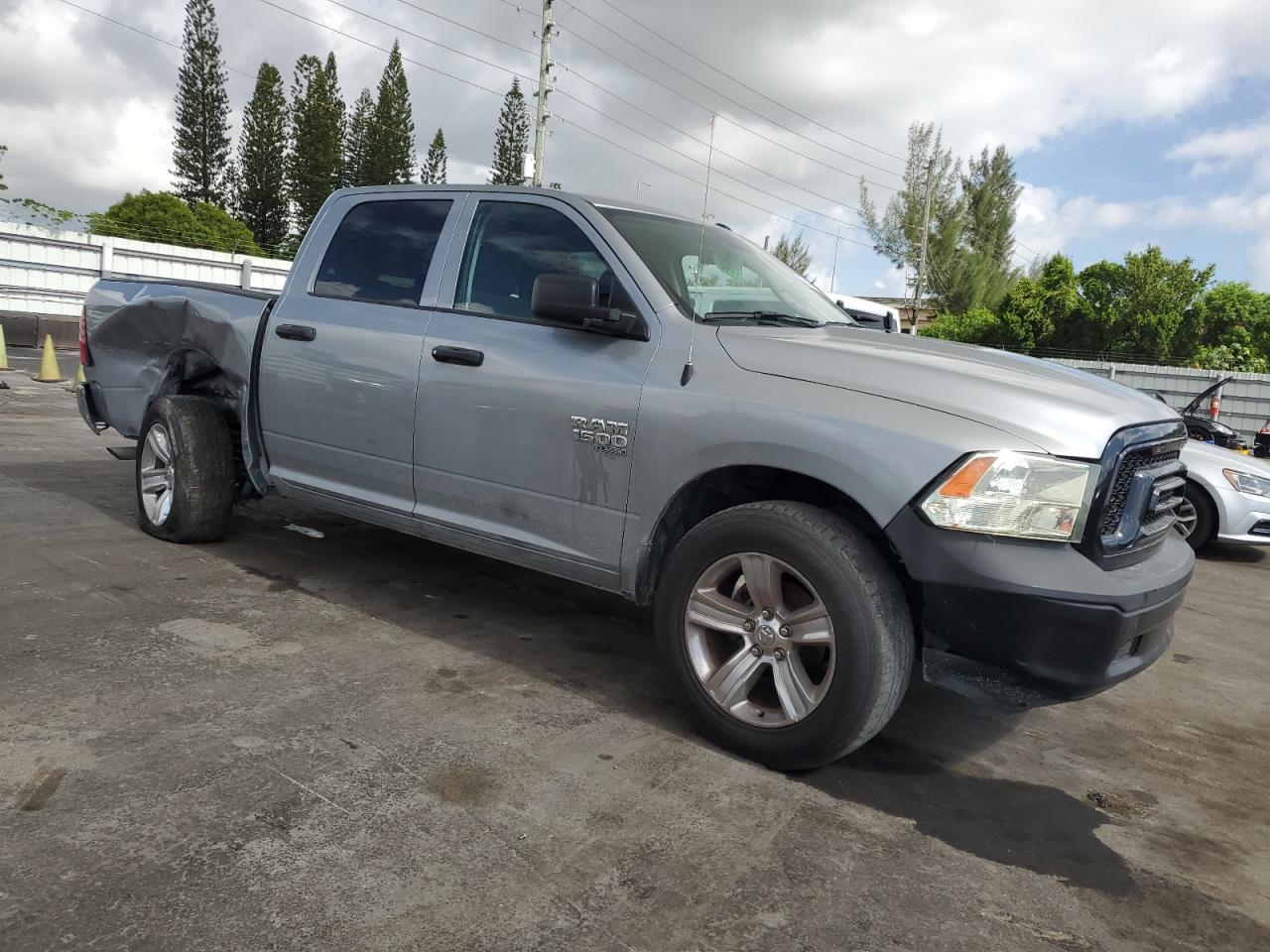 2022 Ram 1500 Classic Tradesman - Фото 4