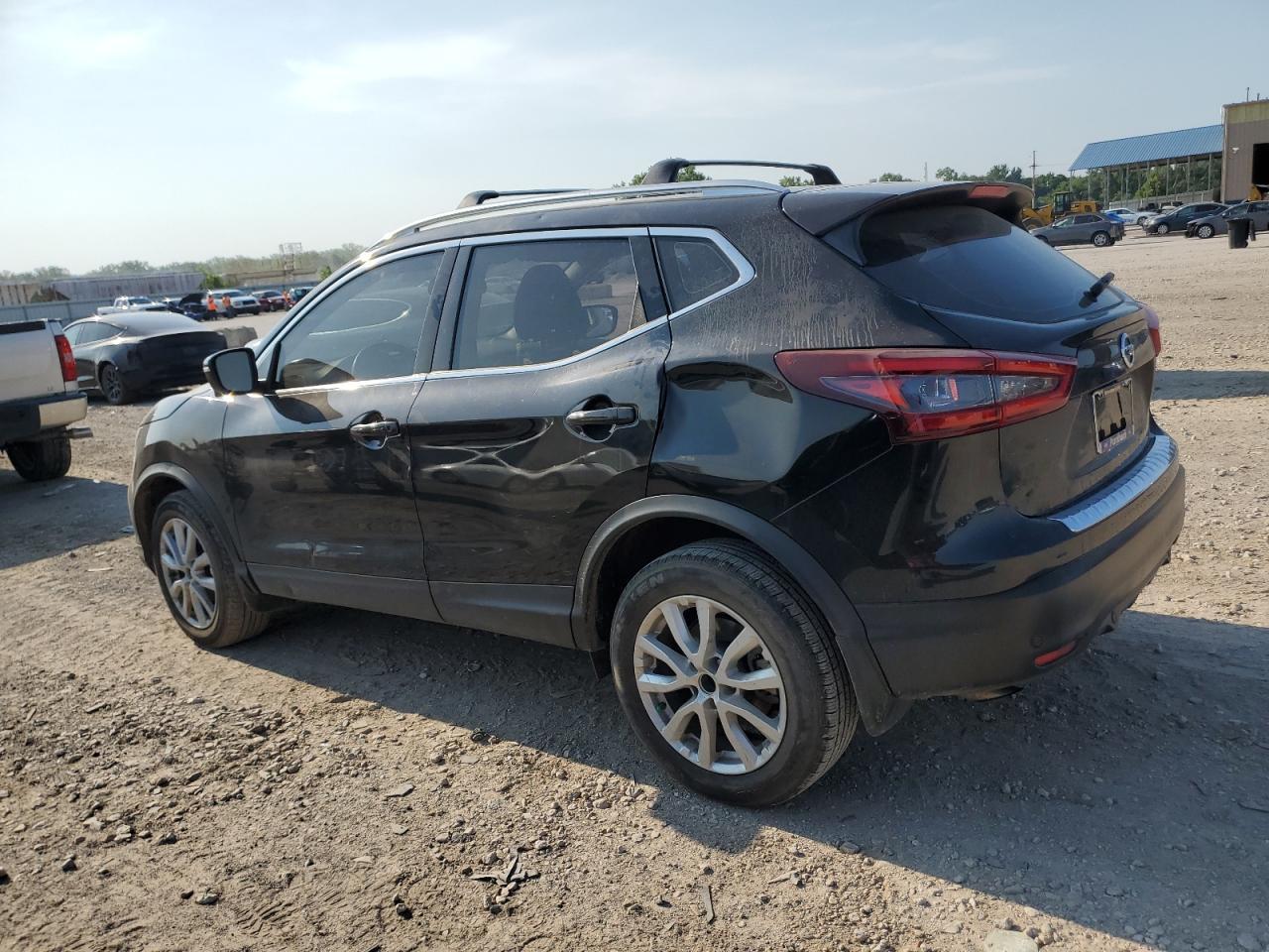2020 Nissan Rogue Sport S - Image 2